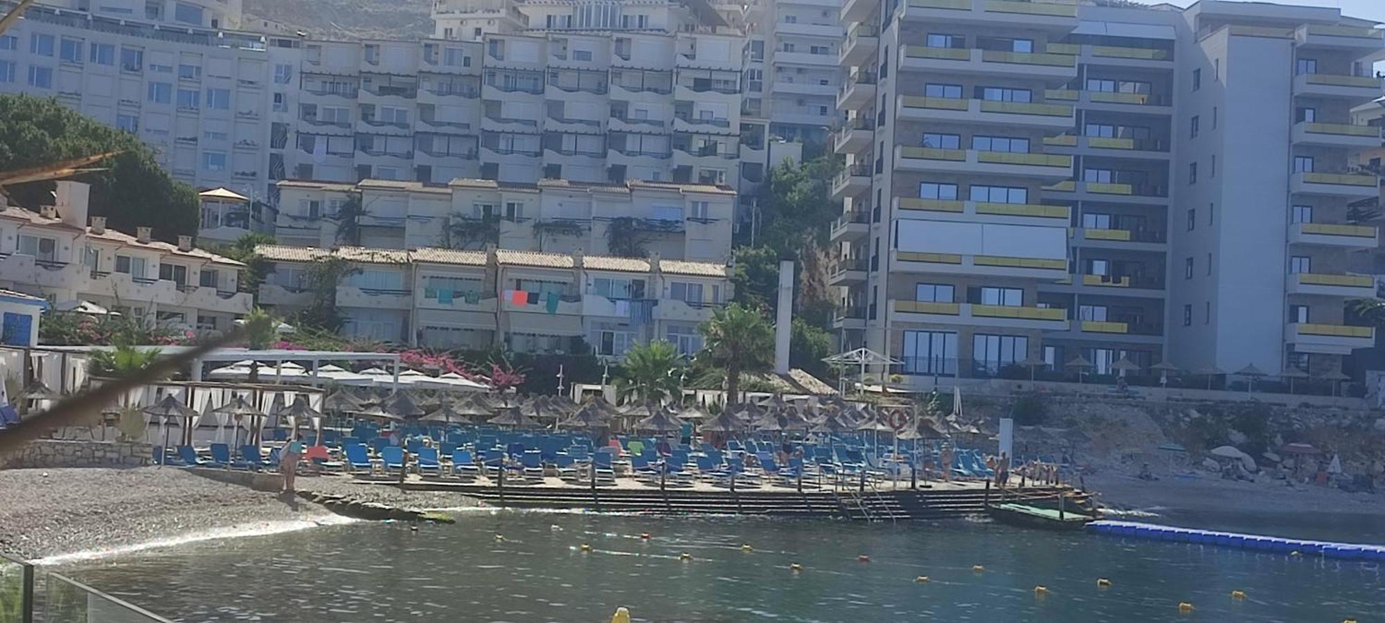 סרנדה Sea Breeze Apartment Bougainville Bay מראה חיצוני תמונה