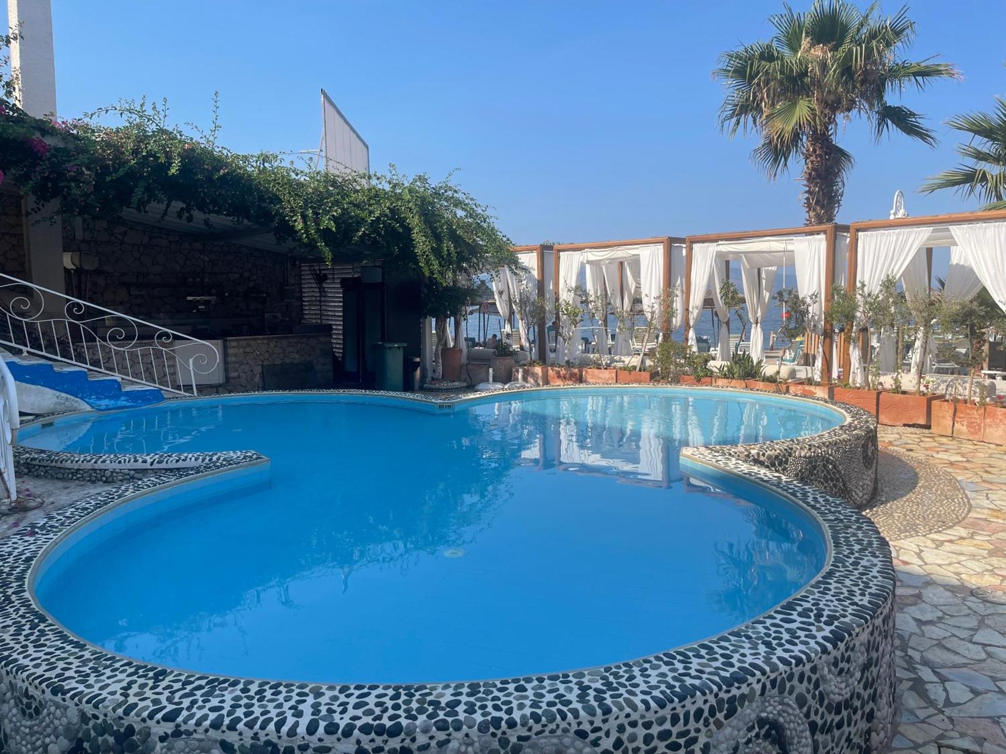 סרנדה Sea Breeze Apartment Bougainville Bay מראה חיצוני תמונה